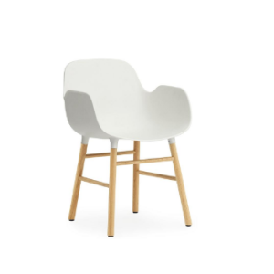 Normann CPH Form Armchair Wood Oak gestoffeerd